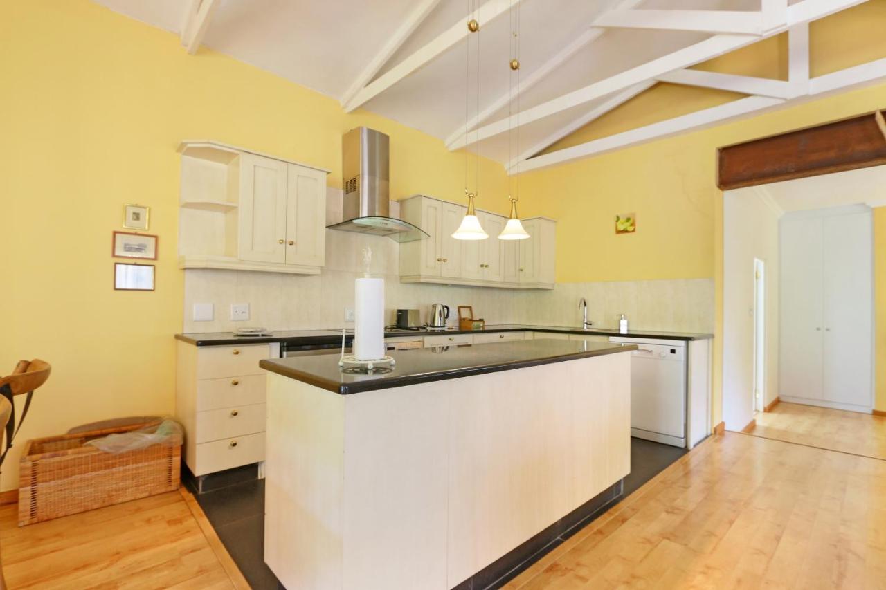 Apricot Gardens Guesthouse Gordons Bay Ngoại thất bức ảnh